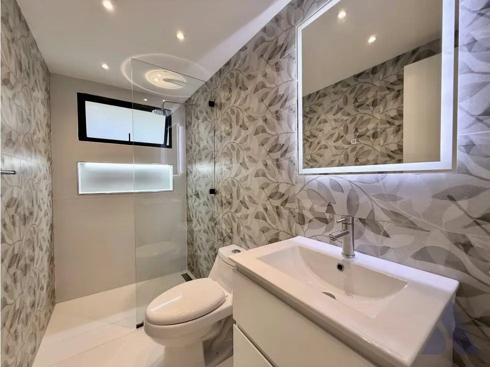 Vendo casa 550m2 Los Palos Grandes 0599 - 10