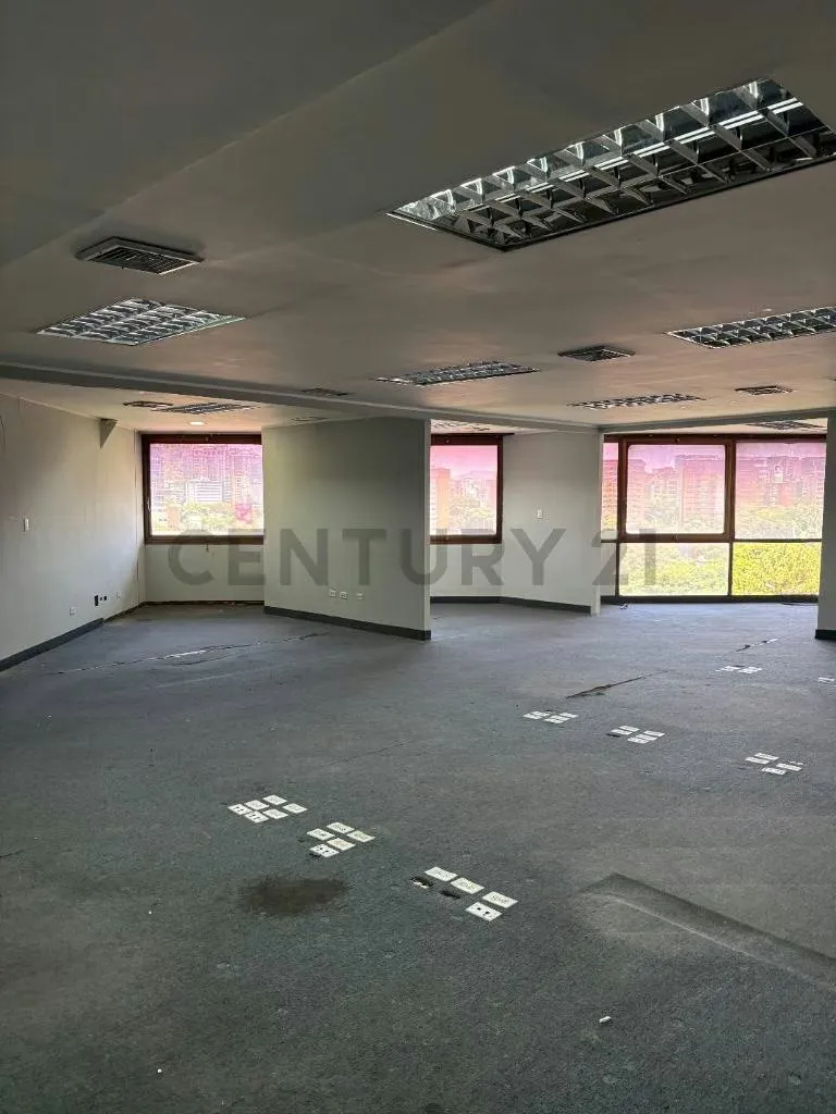 CCCT OFICINA EN ALQUILER PARA REMODELAR - 4