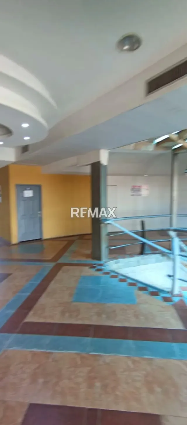 En venta. Local comercial en Centro Comercial Camino Real Nivel feria - 3
