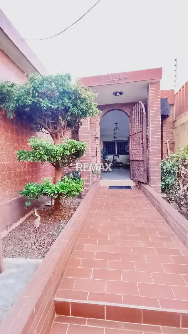 CASA QUINTA URB MARACAIBO