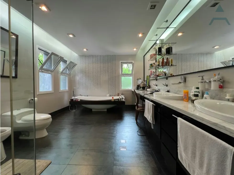 Se vende casa 2000m² 6h/7b/715p La Lagunita - 19