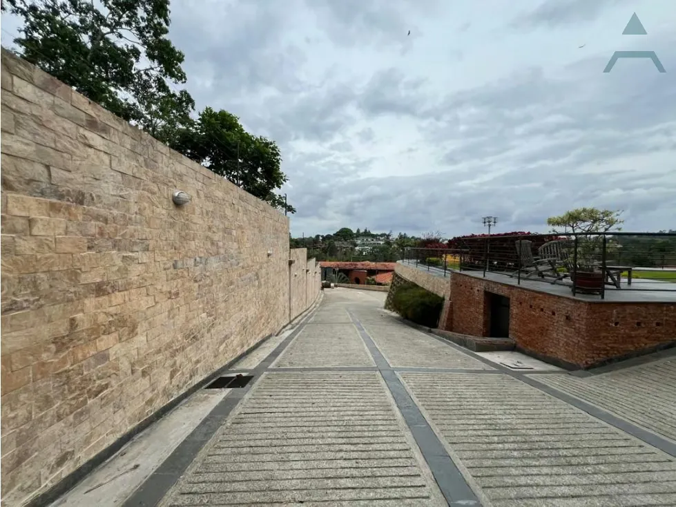 Se vende casa 2000m² 6h/7b/715p La Lagunita - 28