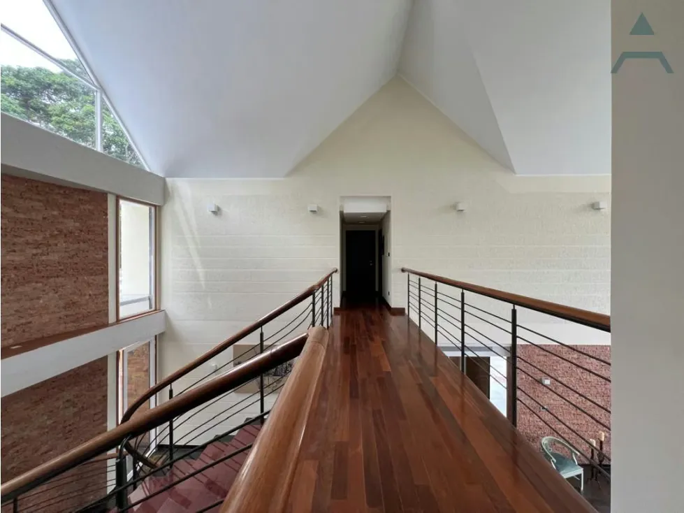 Se vende casa 2000m² 6h/7b/715p La Lagunita - 9