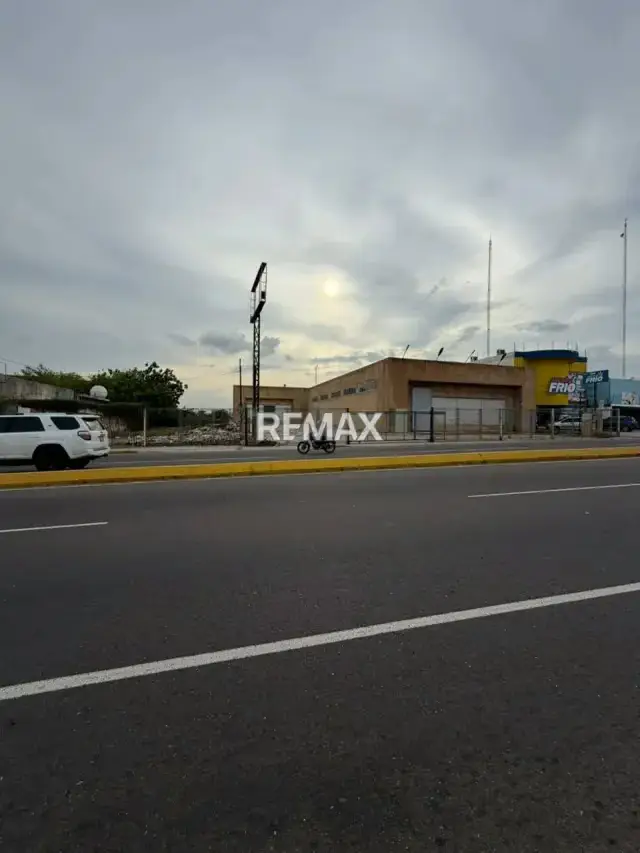 Galpon en Venta Av. La Limpia