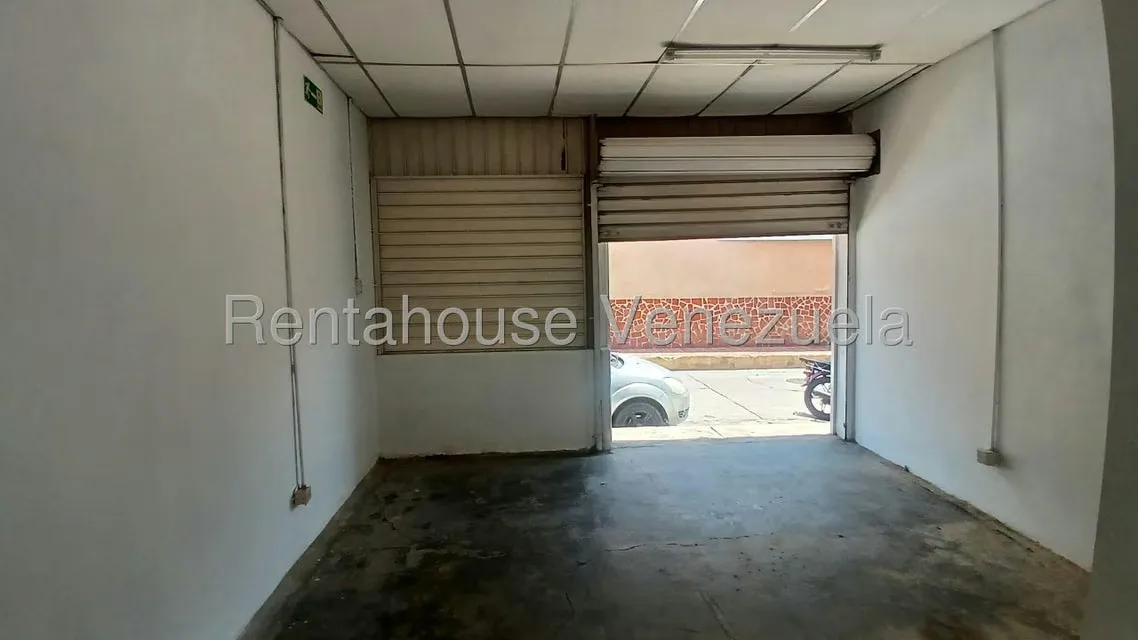 Local Comercial en Alquiler en Michelena, Carabobo - 13