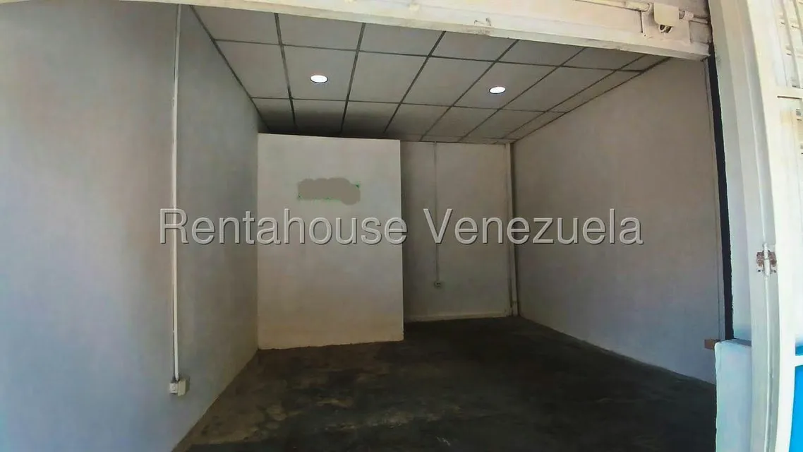 Local Comercial en Alquiler en Michelena, Carabobo - 3