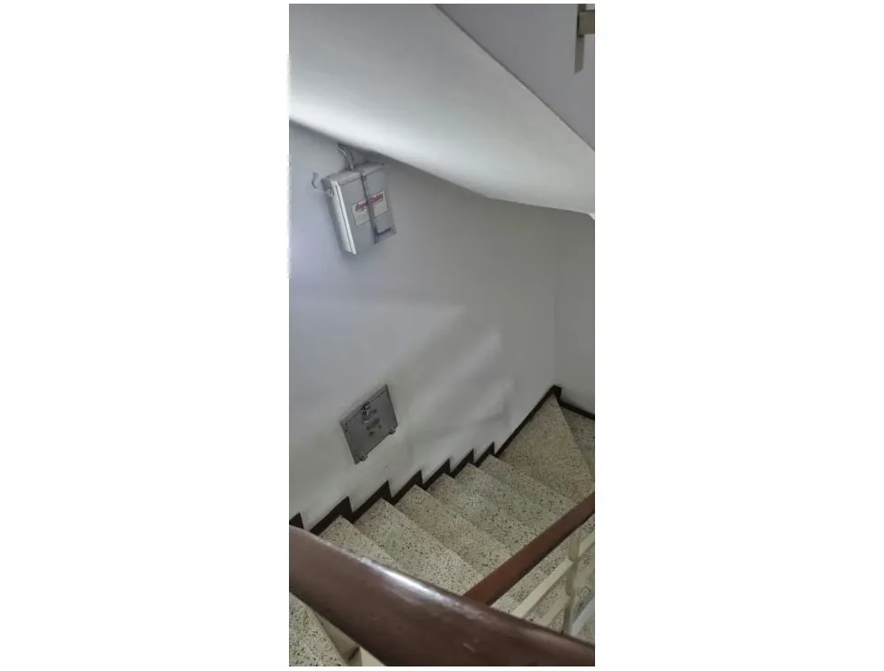 Se alquila apartamento 100m2 El Marqués 4725 - 2