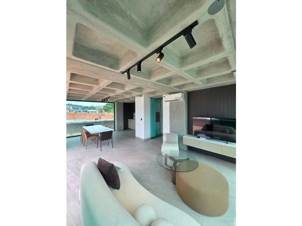 APARTAMENTO EN VENTA 244,70 M2 - URB. LAS MERCEDES - 17
