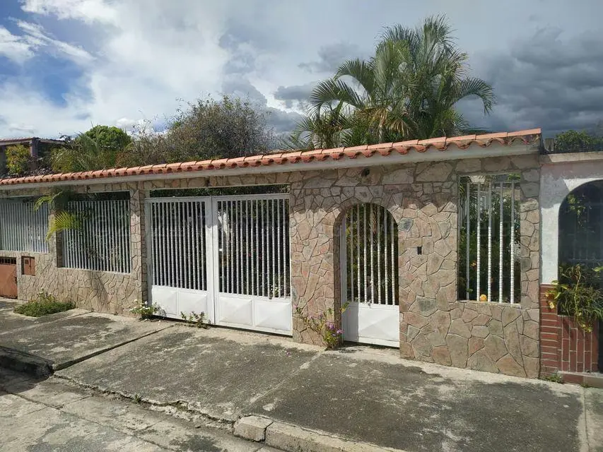 Casa (1 Nivel) en Venta en Villas del Centro, Carabobo - 2