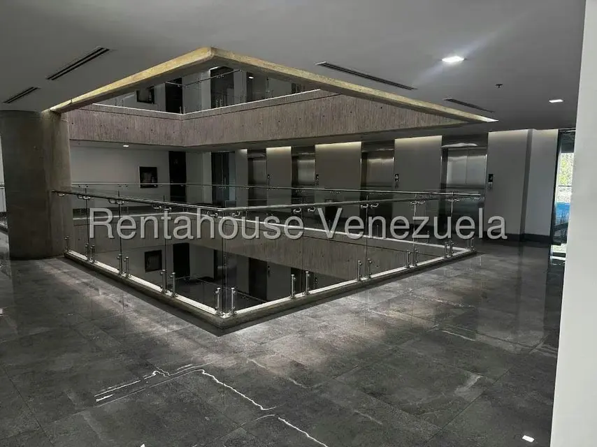 Oficina en Venta en Los Naranjos del Cafetal, Distrito Metropolitano - 5