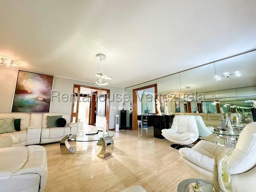Casa (Duplex) en Venta en Los Naranjos del Cafetal, Distrito Metropolitano - 11