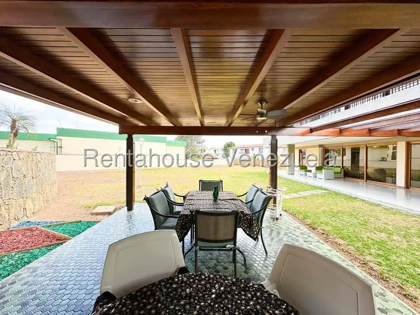 Casa (Duplex) en Venta en Los Naranjos del Cafetal, Distrito Metropolitano - 26