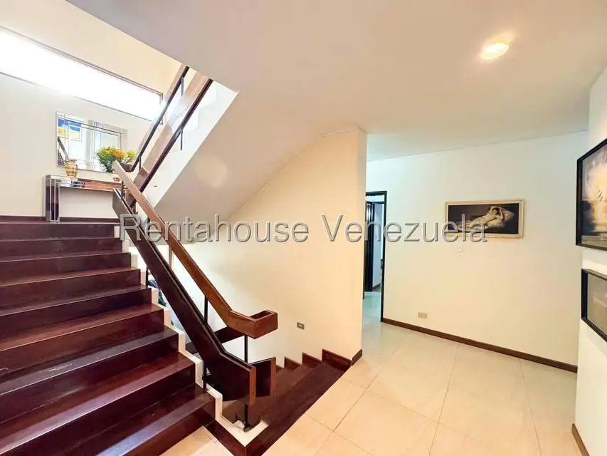 Casa (Duplex) en Venta en Los Naranjos del Cafetal, Distrito Metropolitano - 29