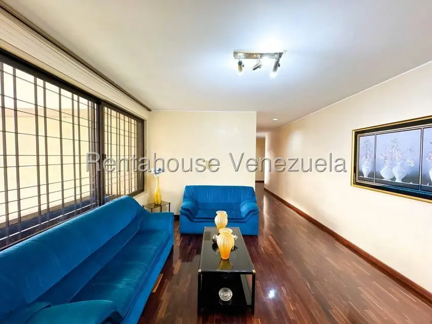 Casa (Duplex) en Venta en Los Naranjos del Cafetal, Distrito Metropolitano - 35