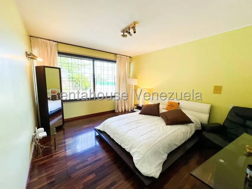 Casa (Duplex) en Venta en Los Naranjos del Cafetal, Distrito Metropolitano - 37