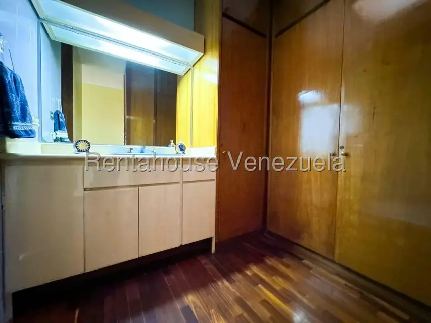 Casa (Duplex) en Venta en Los Naranjos del Cafetal, Distrito Metropolitano - 41