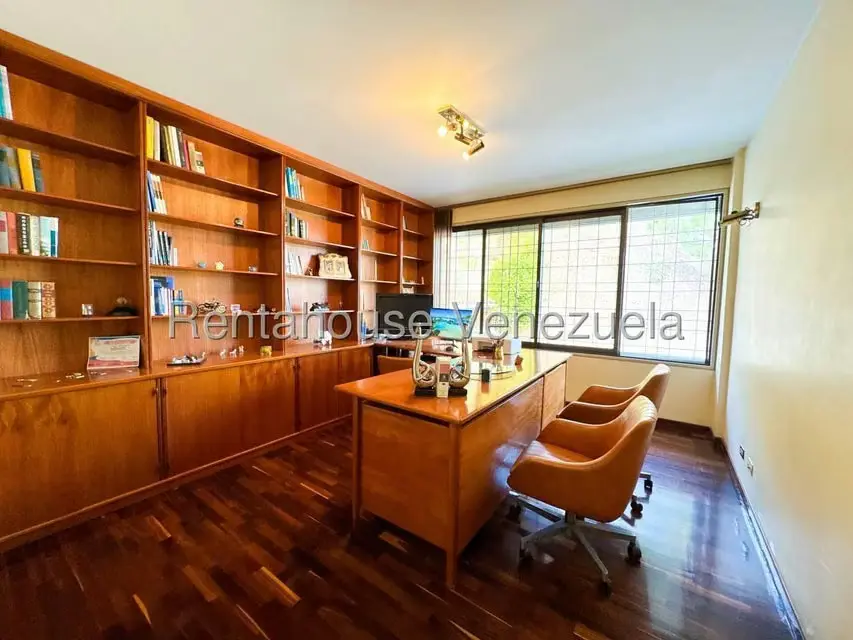 Casa (Duplex) en Venta en Los Naranjos del Cafetal, Distrito Metropolitano - 43