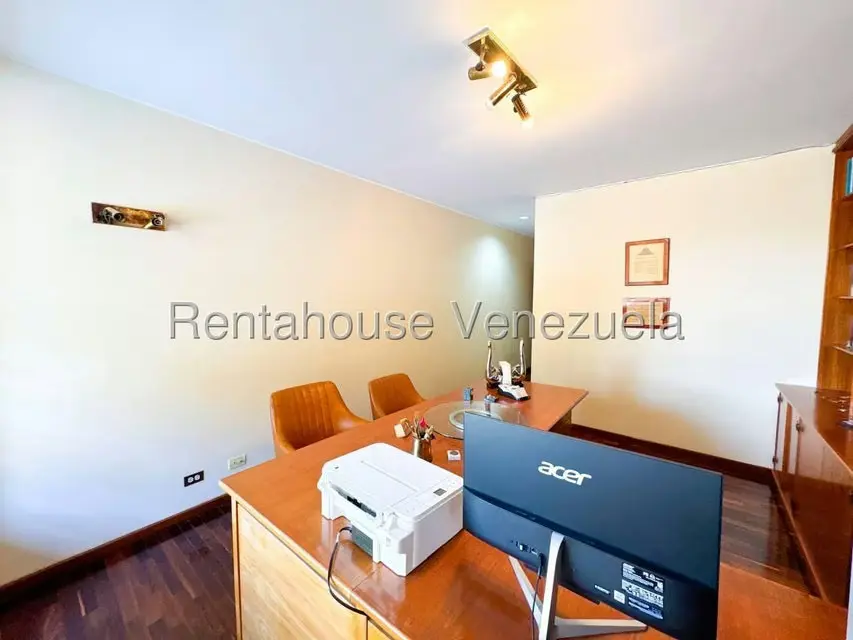 Casa (Duplex) en Venta en Los Naranjos del Cafetal, Distrito Metropolitano - 45