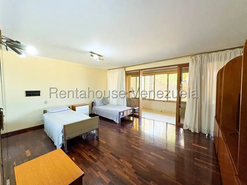 Casa (Duplex) en Venta en Los Naranjos del Cafetal, Distrito Metropolitano - 53