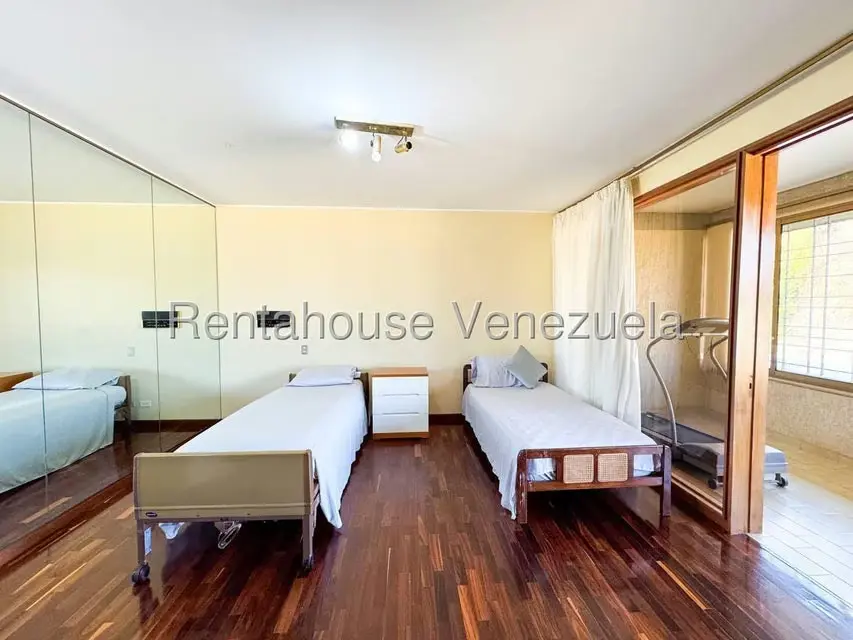 Casa (Duplex) en Venta en Los Naranjos del Cafetal, Distrito Metropolitano - 54
