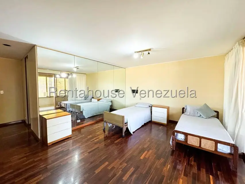 Casa (Duplex) en Venta en Los Naranjos del Cafetal, Distrito Metropolitano - 58
