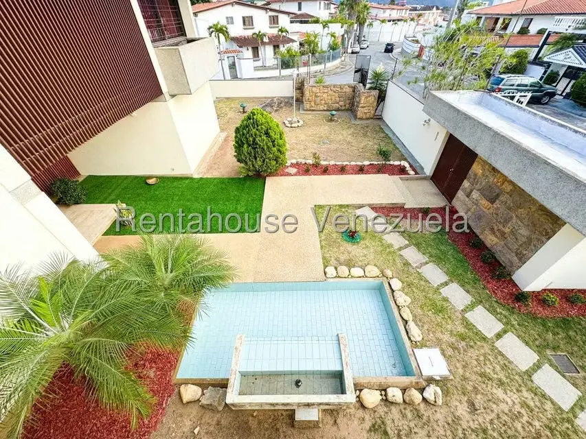 Casa (Duplex) en Venta en Los Naranjos del Cafetal, Distrito Metropolitano - 78