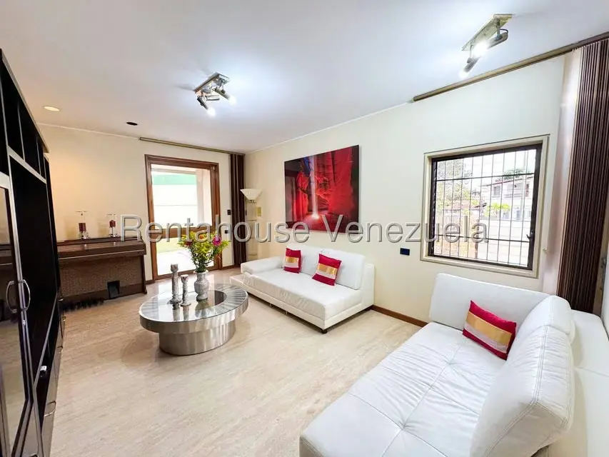 Casa (Duplex) en Venta en Los Naranjos del Cafetal, Distrito Metropolitano - 9