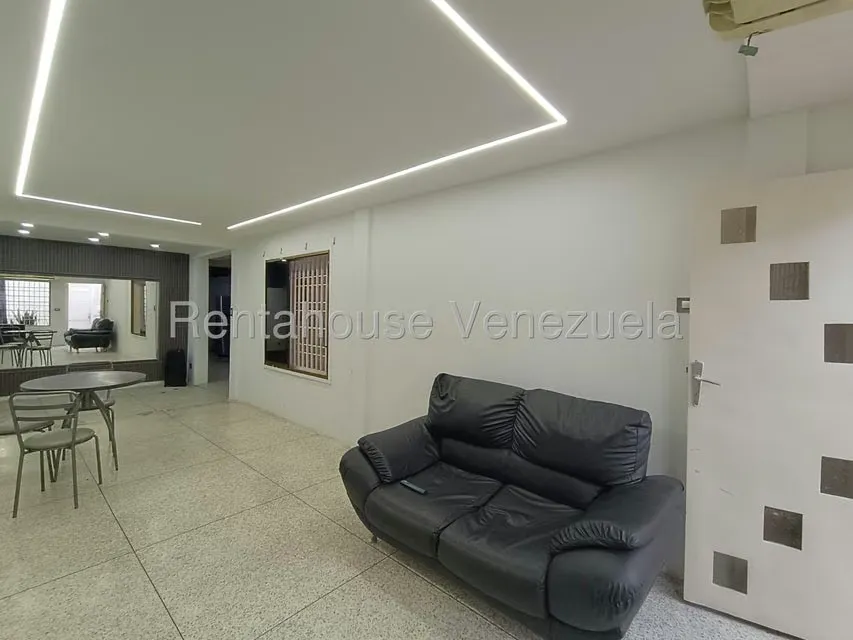 Casa (Duplex) en Venta en Villas de Aragua, Aragua - 4