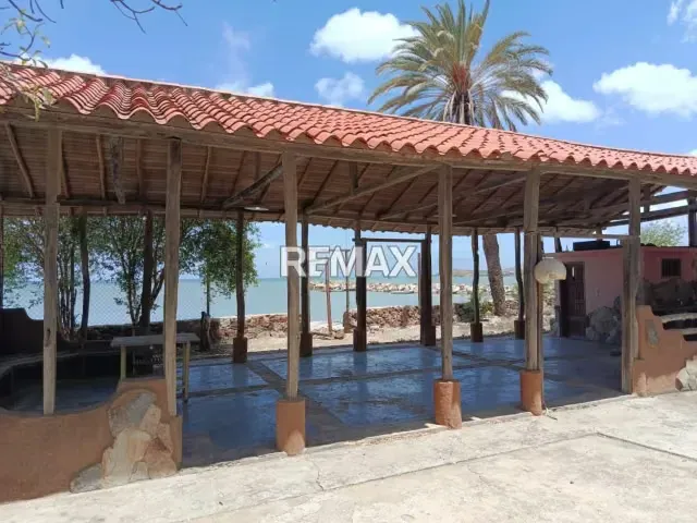 CASA ESTILO COLONIAL FRENTE AL MAR - 13