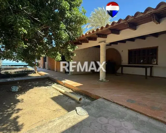 CASA ESTILO COLONIAL FRENTE AL MAR - 7