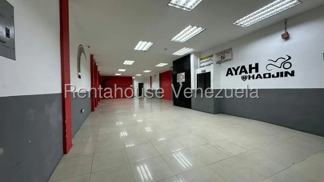 Local Comercial en Venta en Catia, Distrito Metropolitano