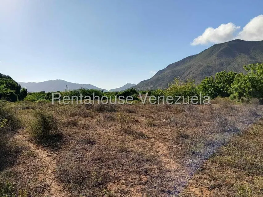 Terreno (Residencial) en Venta en Maneiro, Nueva Esparta - 4