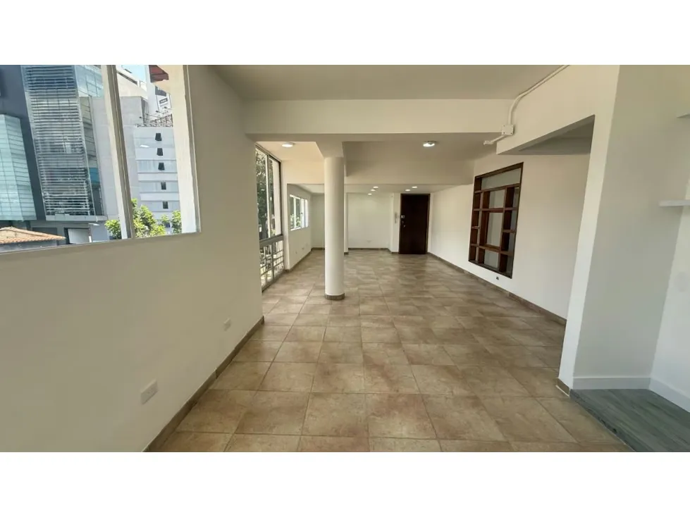 Oficina en Alquiler Las Mercedes 103 m2 - 4