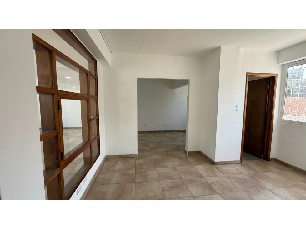 Oficina en Alquiler Las Mercedes 103 m2 - 6