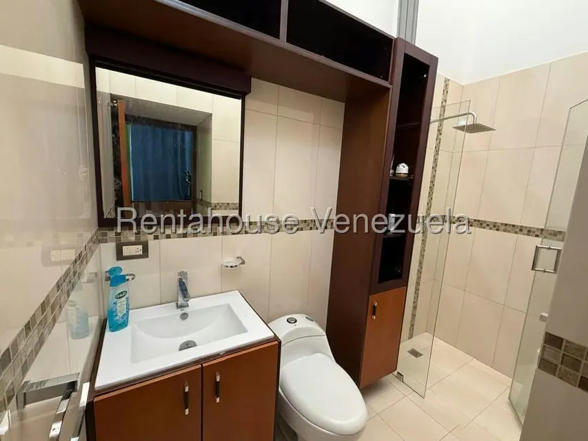 Casa (Duplex) en Venta en Paso Real, Miranda - 12
