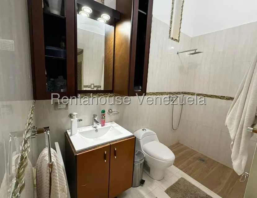 Casa (Duplex) en Venta en Paso Real, Miranda - 8
