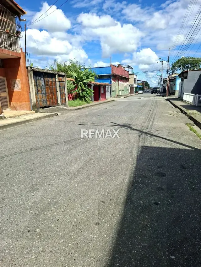 En Alquiler Local Comercial ubicado en Guanare, Calle 13 entre Carreras 9 y 10, Sector La Arenosa, Guanare, Portuguesa - 6