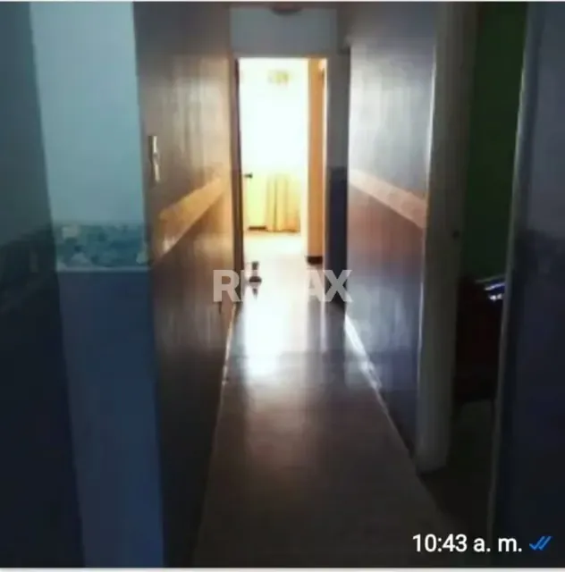 Si deseas estar en el Centro de la Actividad Comercial de Acarigua..esto es para ti. En Venta Apartamento entre Avenida Libertador y Avenida Alianza . - 3