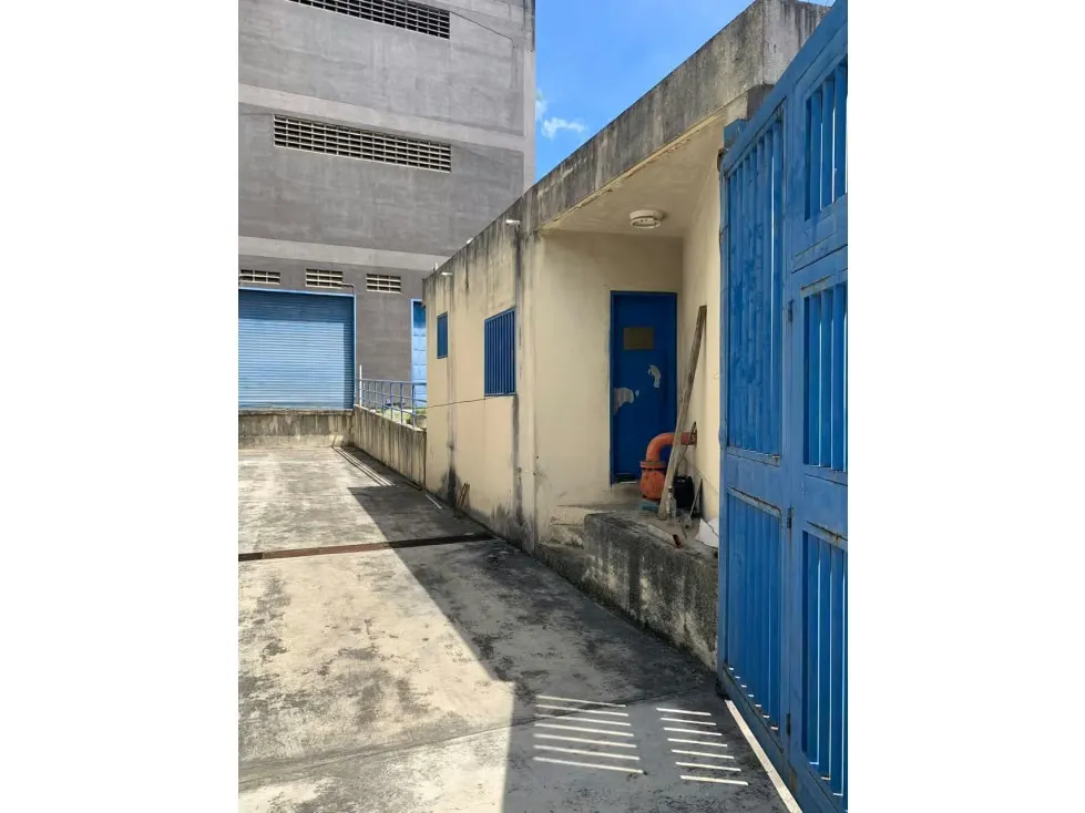 Vendo edificio industrial 5277m2 Filas de Mariche 6124 - 43