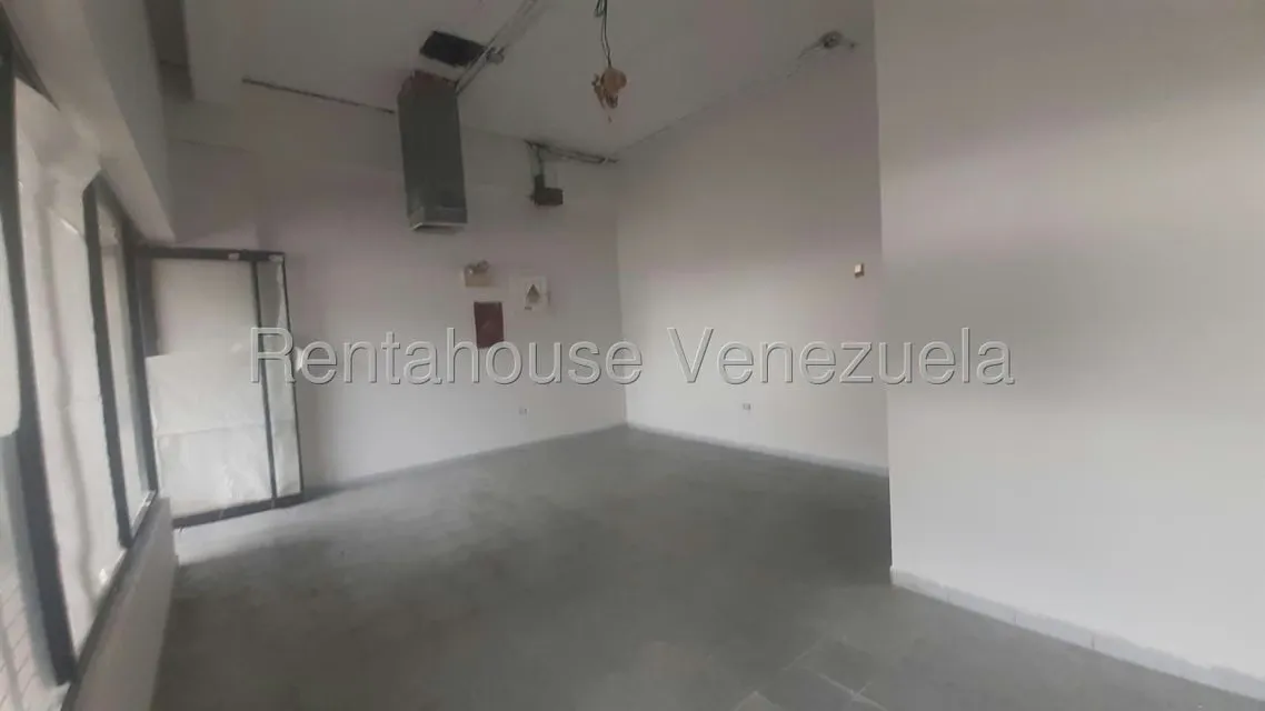 Local Comercial en Venta en Avenida Bolivar, Zulia - 3