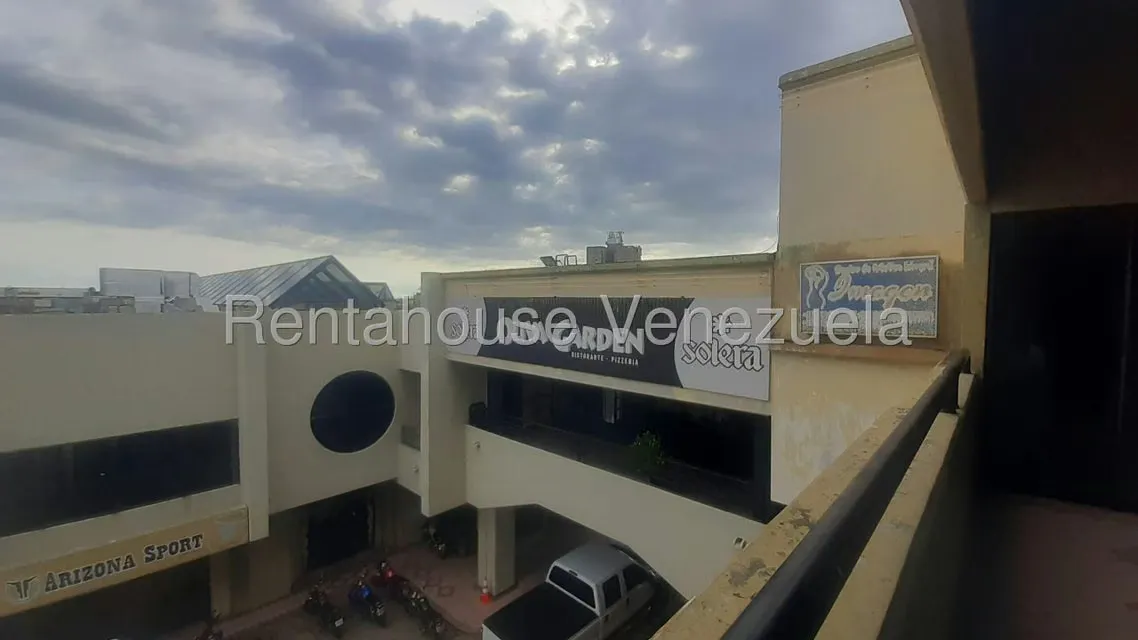 Local Comercial en Venta en Avenida Bolivar, Zulia - 7