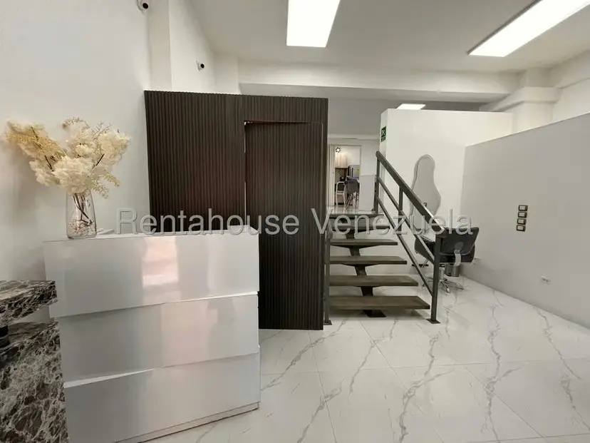 Local Comercial en Alquiler en Santa Monica, Distrito Metropolitano