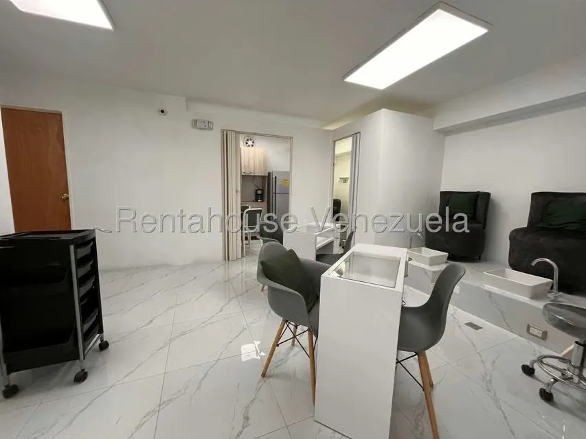 Local Comercial en Alquiler en Santa Monica, Distrito Metropolitano - 20