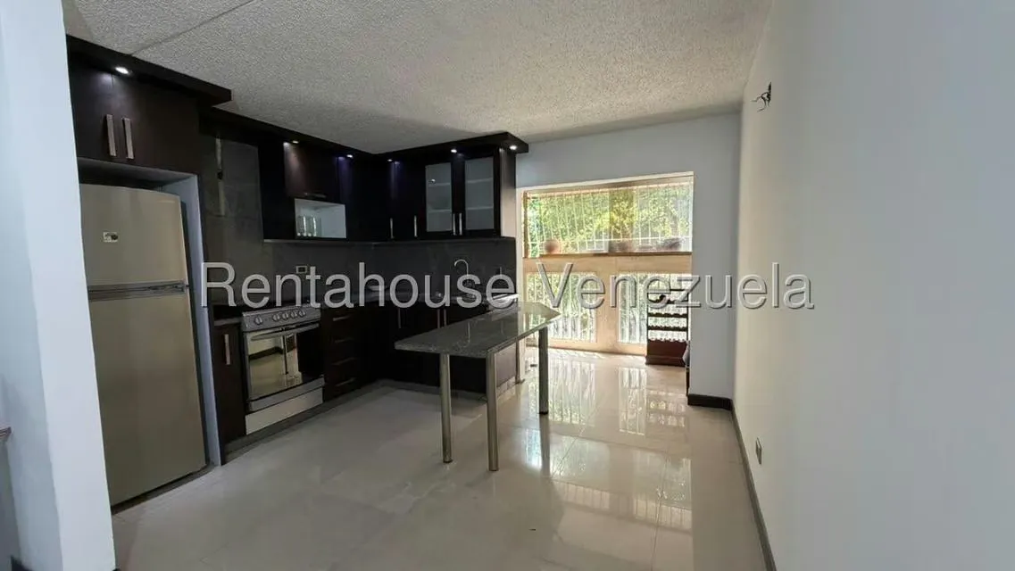 Apartamento (1 Nivel) en Venta en Los Samanes, Distrito Metropolitano - 3