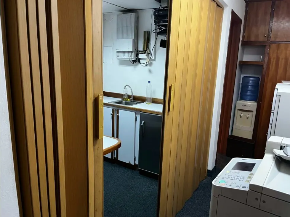 Vendo oficina 94m2 Chacao 3745 - 13