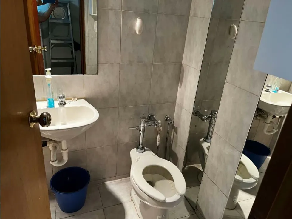 Vendo oficina 94m2 Chacao 3745 - 16