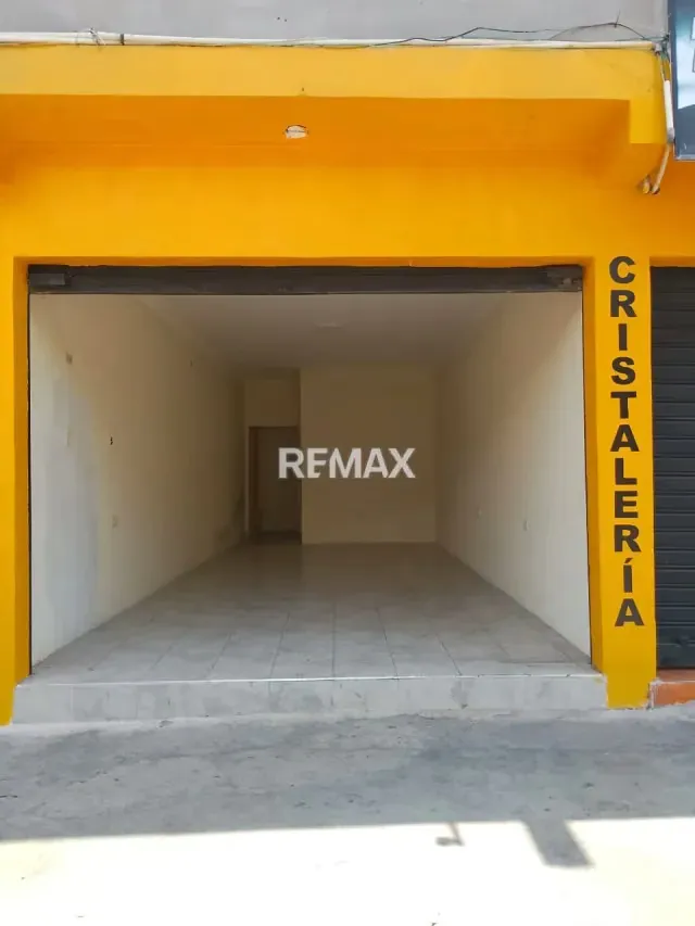 En alquiler Local comercial en Avenida Venezuela con 14 y 15