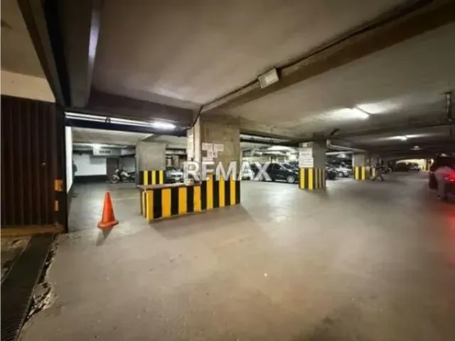 ESTACIONAMIENTO EN VENTA LOS DOS CAMINOS - 4