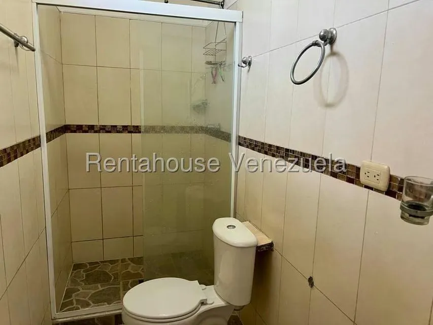Casa (1 Nivel) en Venta en El Amanecer, Lara - 16