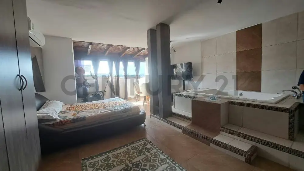 ML - VENTA PENT-HOUSE, LA URBINA - 8